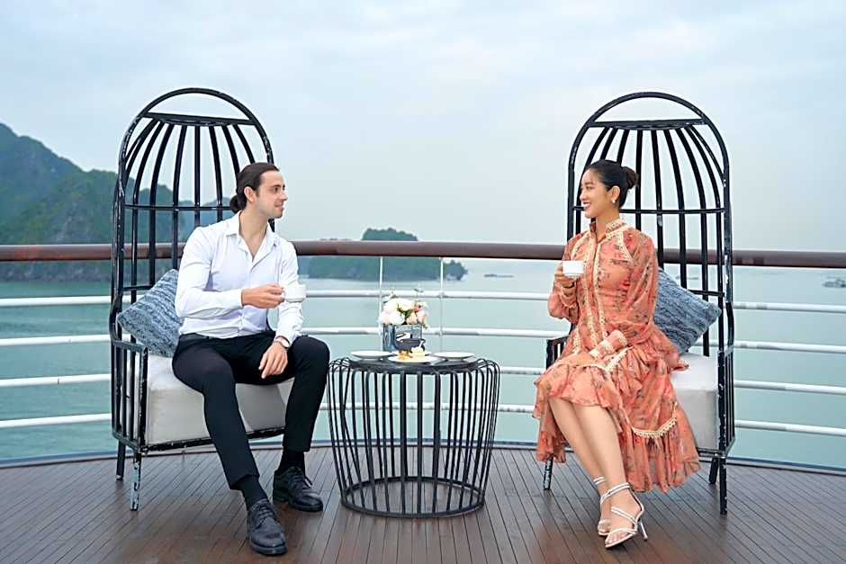 Paradise Elegance Cruise Halong