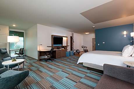 King Suite with Sofa Bed - Non-Smoking