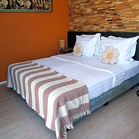 East Meets West Bed and Breakfast