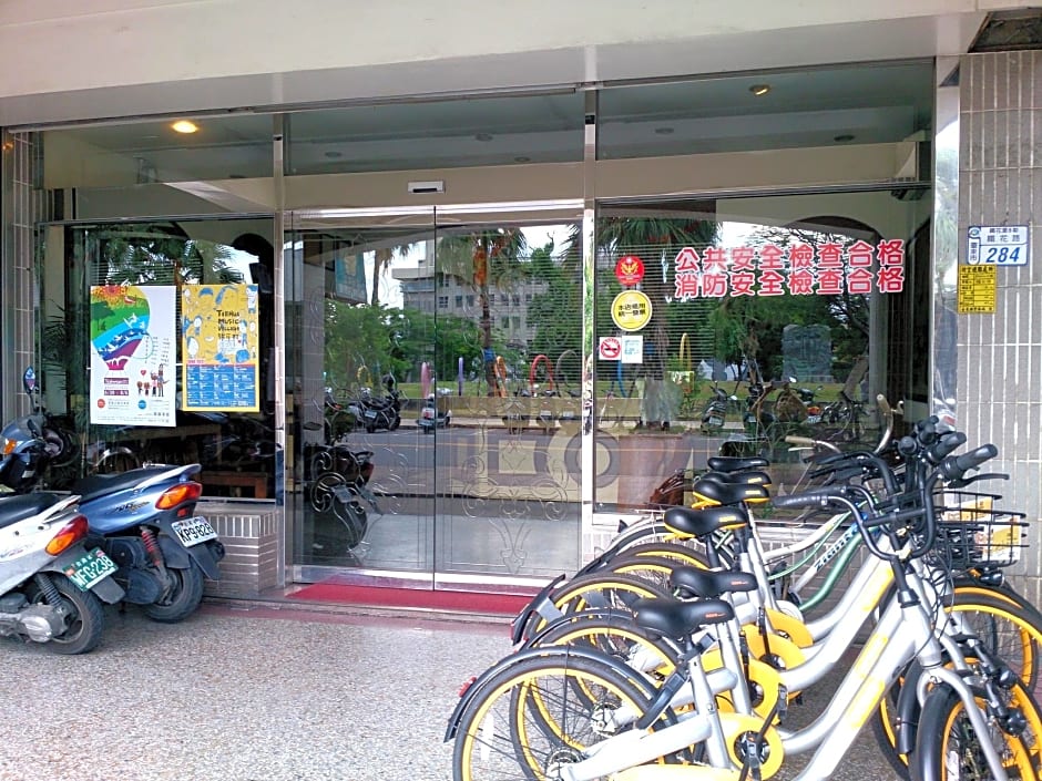 Jin Lon Hotel