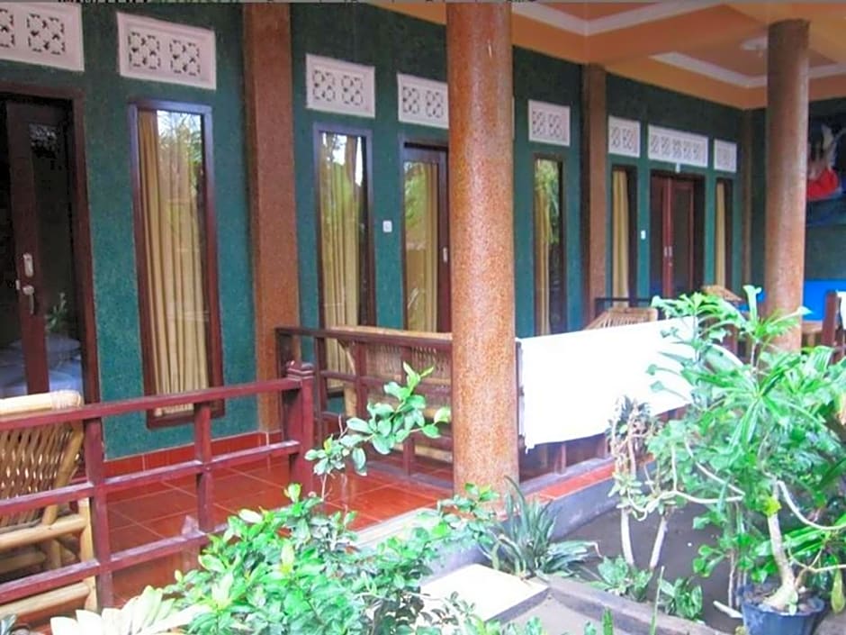 Banana Leaf Bungalow