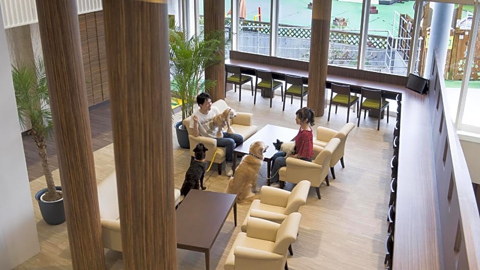 Izu-Kogen Wan Wan Paradise Condominium