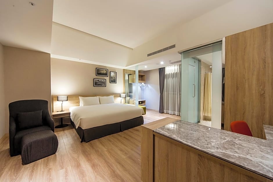 The HO Hotel