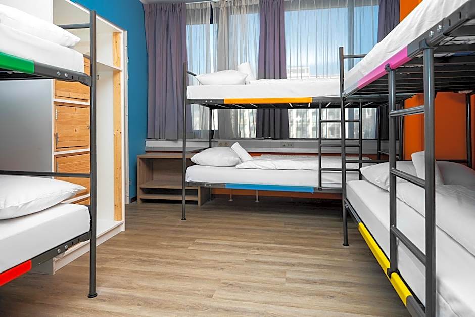 Amsterdam Teleport Hotel