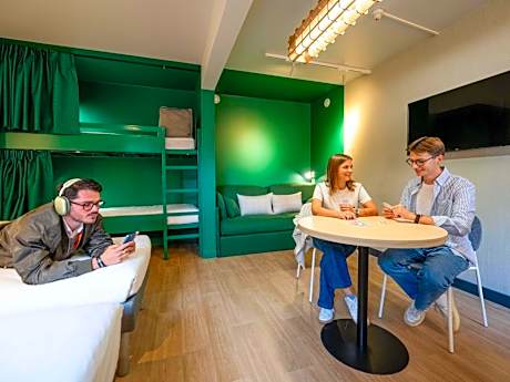 Standard Double Room with Four Single Beds