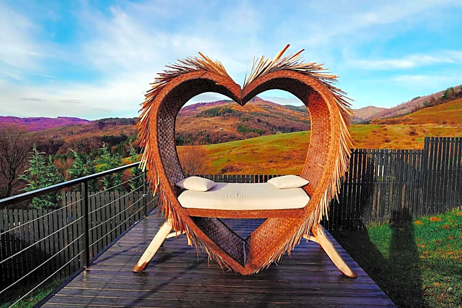 Moon Valley Comarnic