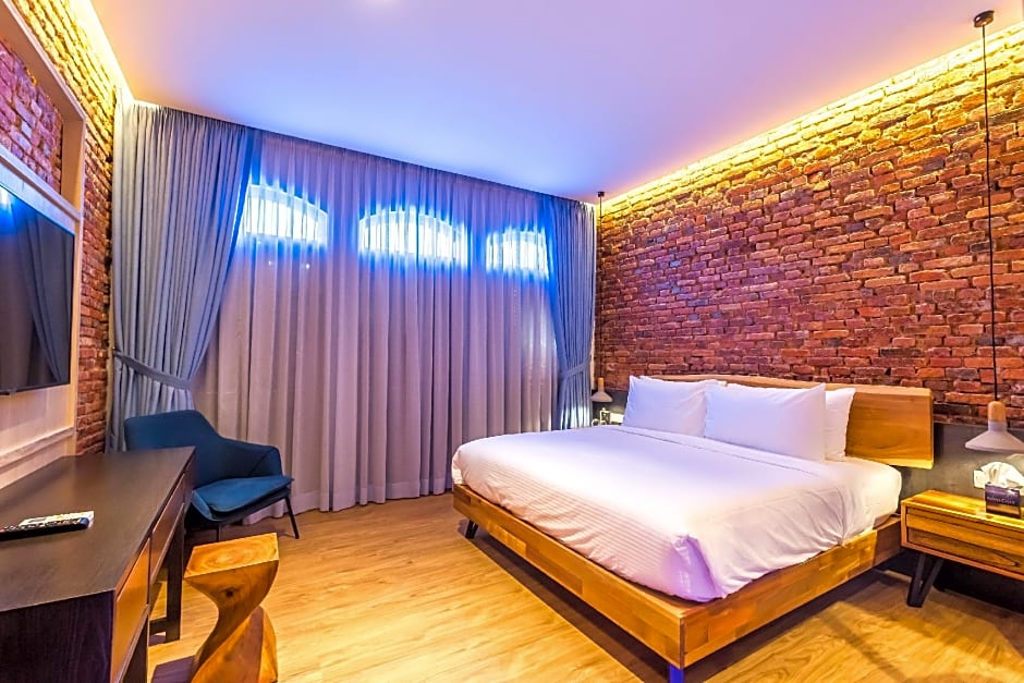 Tien Terrace Macalister