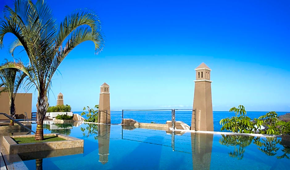 Hotel Playa Calera