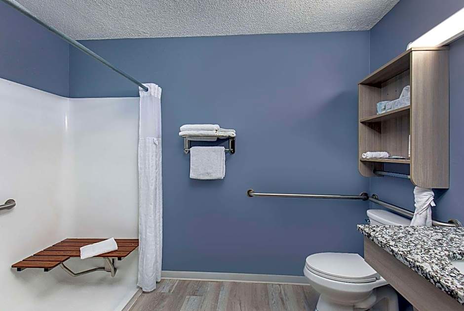 Microtel Inn & Suites by Wyndham Dry Ridge