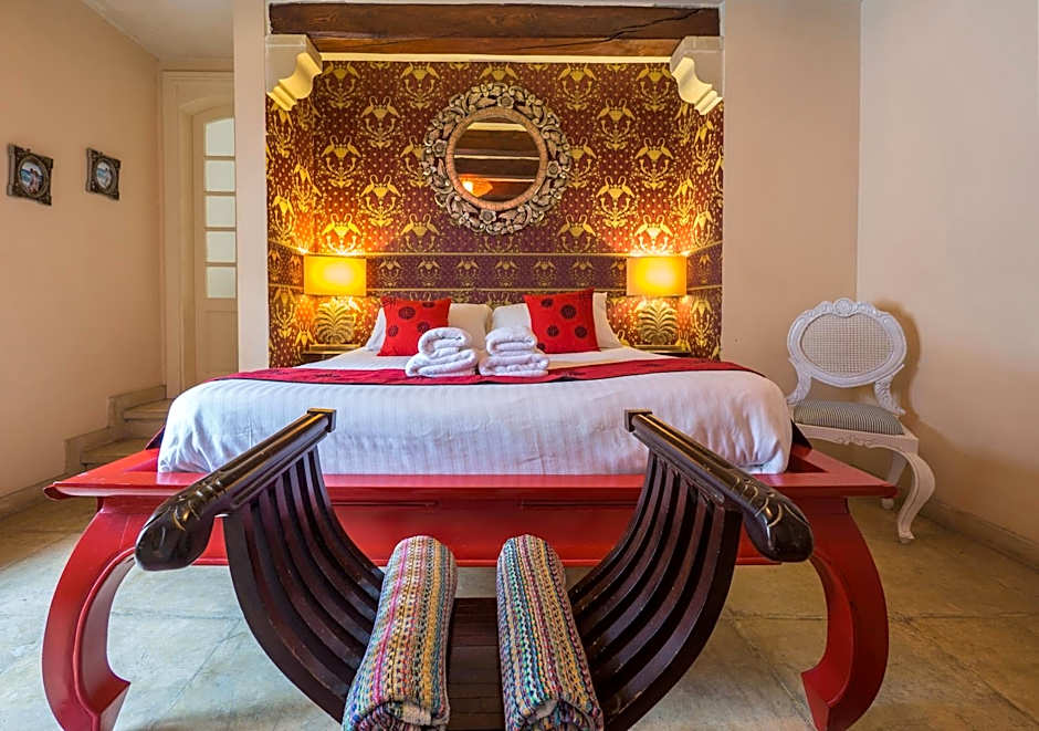 Chapel 5 Boutique Suites B&B