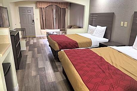 Queen Room with Two Queen Beds, Mobility Access and Roll-In shower, Non-Smoking