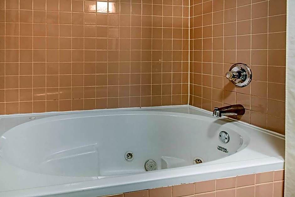 Quality Inn Bloomington