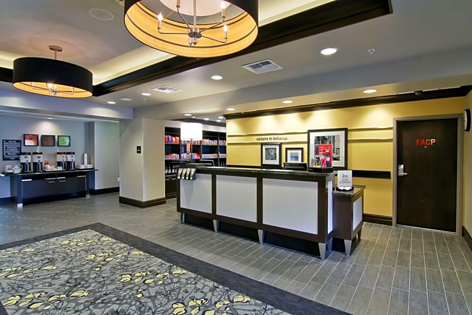 Hampton Inn By Hilton & Suites Bellevue Downtown-Seattle