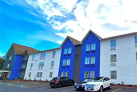 Kings Inn By OYO Calumet Park I-57