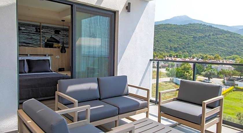 Maia Luxury Beach Hotel