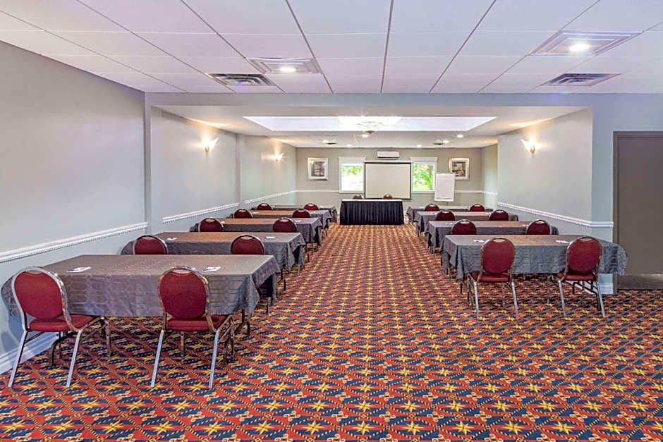 Travelodge by Wyndham Miramichi New Brunswick