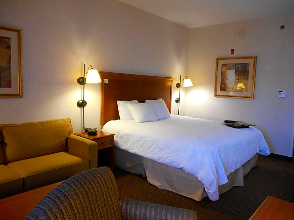 Hampton Inn By Hilton Columbus-Airport