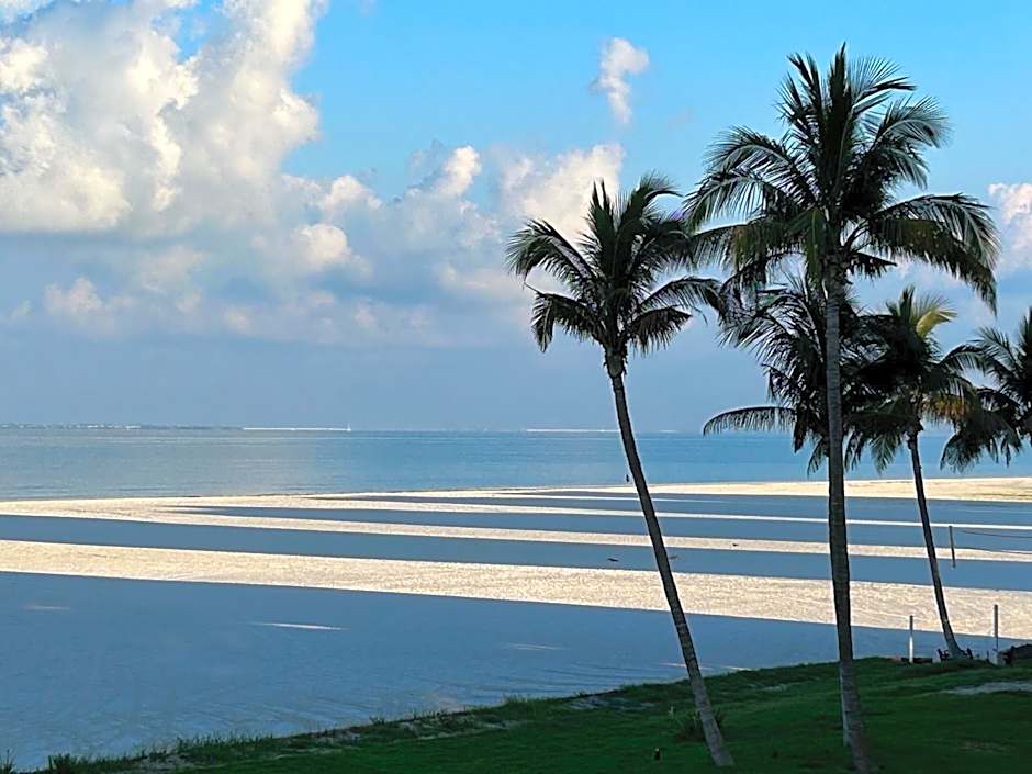 On The Sand Peaceful Great Sunsets Paradise