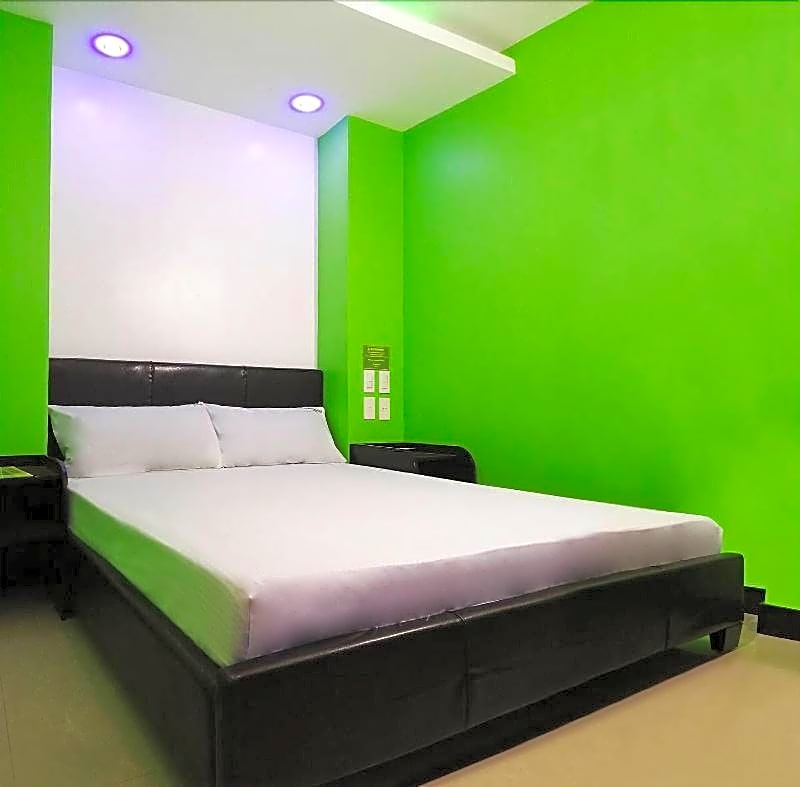 RedDoorz @ Ranchotel Bayanan Alabang