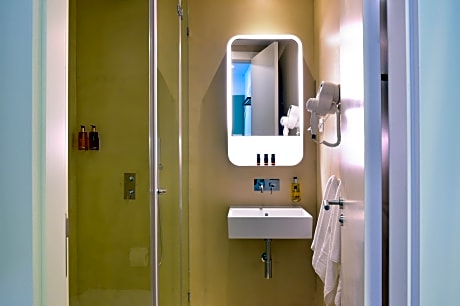 Familiy room - Communicating Room