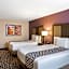 La Quinta Inn & Suites by Wyndham Las Vegas Nellis