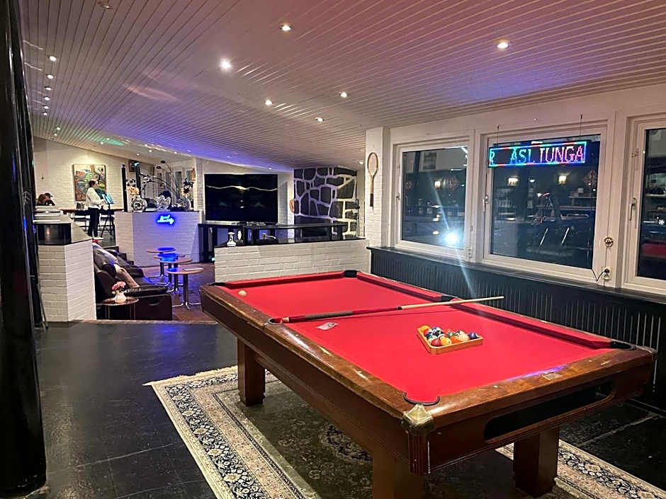 Nature Shelter Hotel