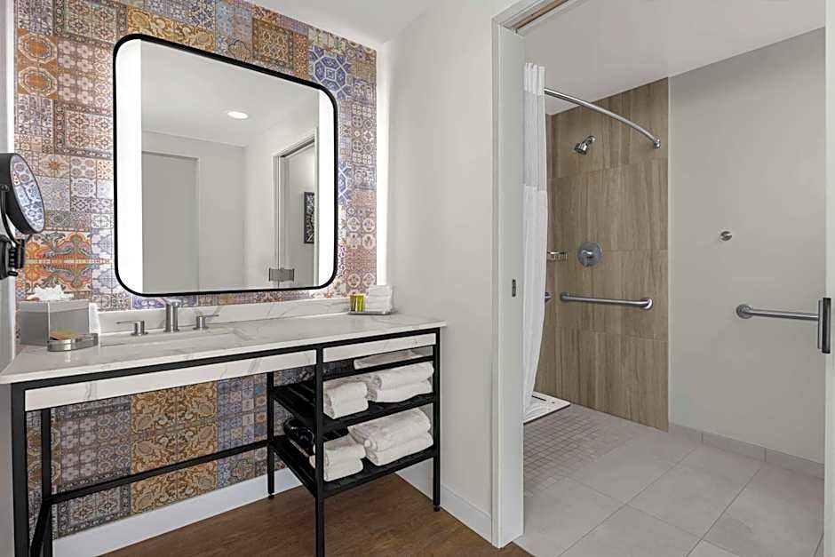 The Cassara Carlsbad, Tapestry Collection by Hilton