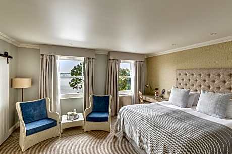 Deluxe Double Room with Harbor View