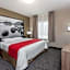 Super 8 by Wyndham Mont Laurier
