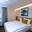 Hotel TwentyFour Living