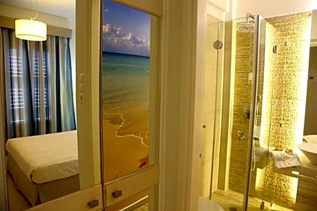 Economy Quadruple Room