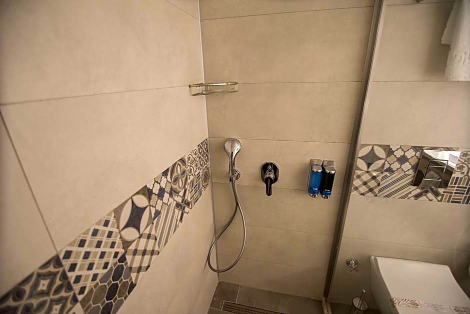Dovv Hotel Busıness