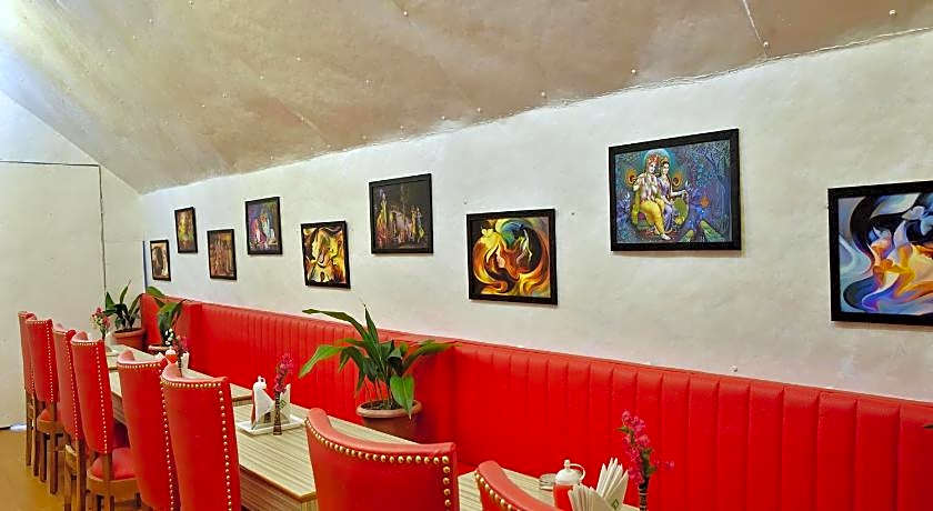 Hotel Chaman Palace