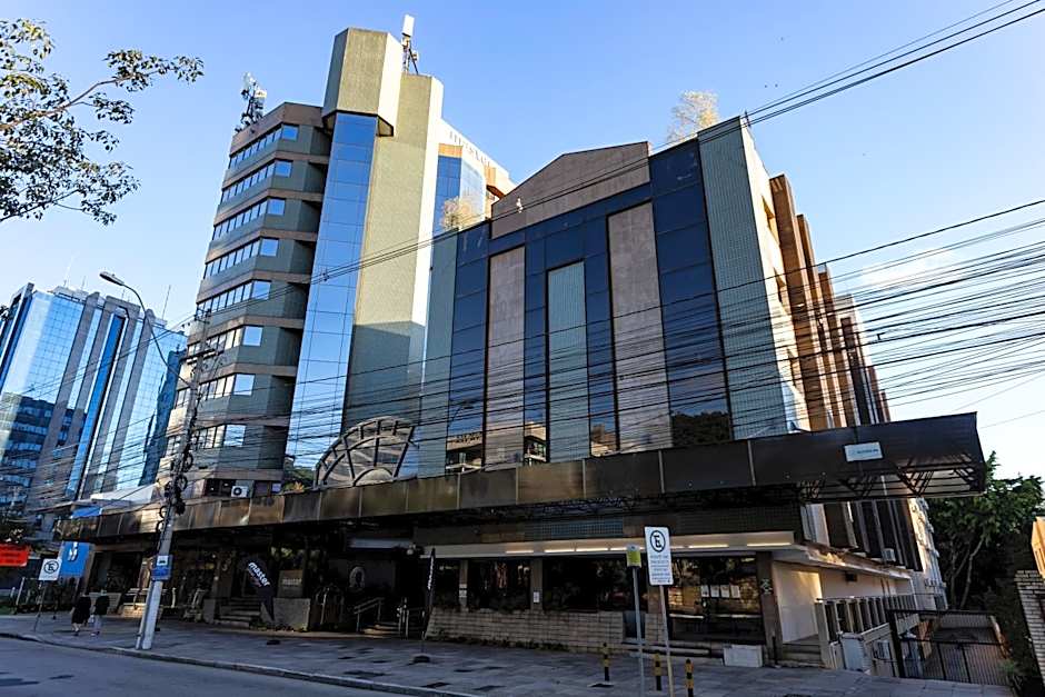 Master Porto Alegre Hotel - Av Carlos Gomes, Proximo ao Consulado Americano