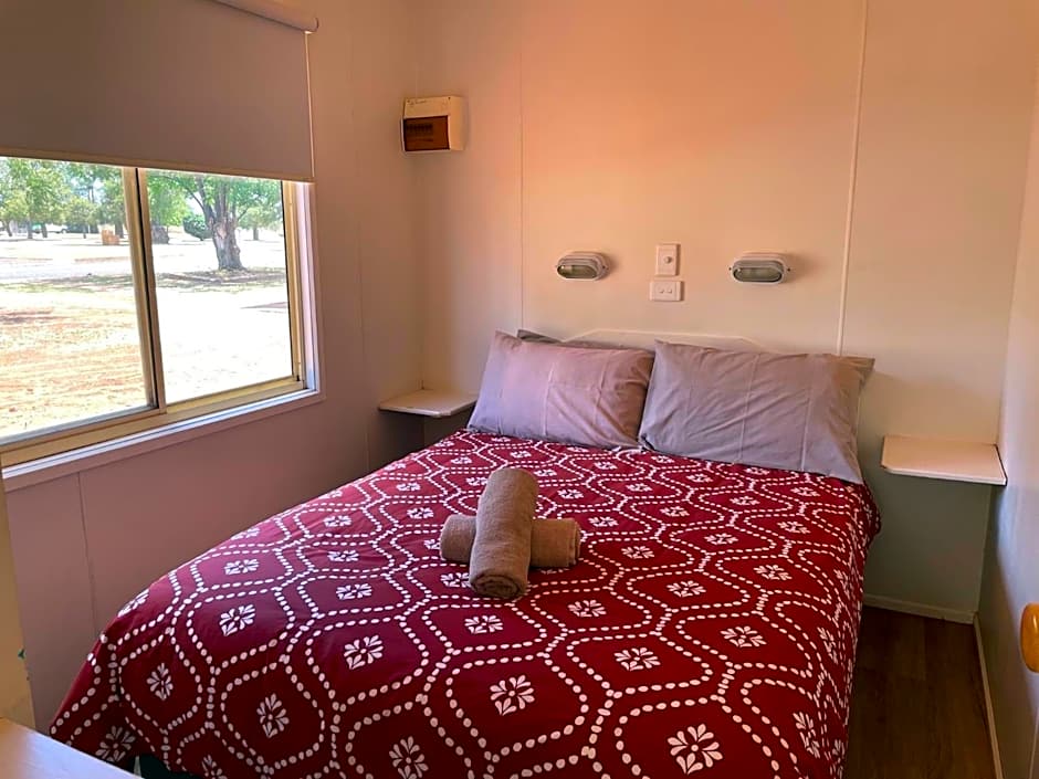 Cobar Caravan Park