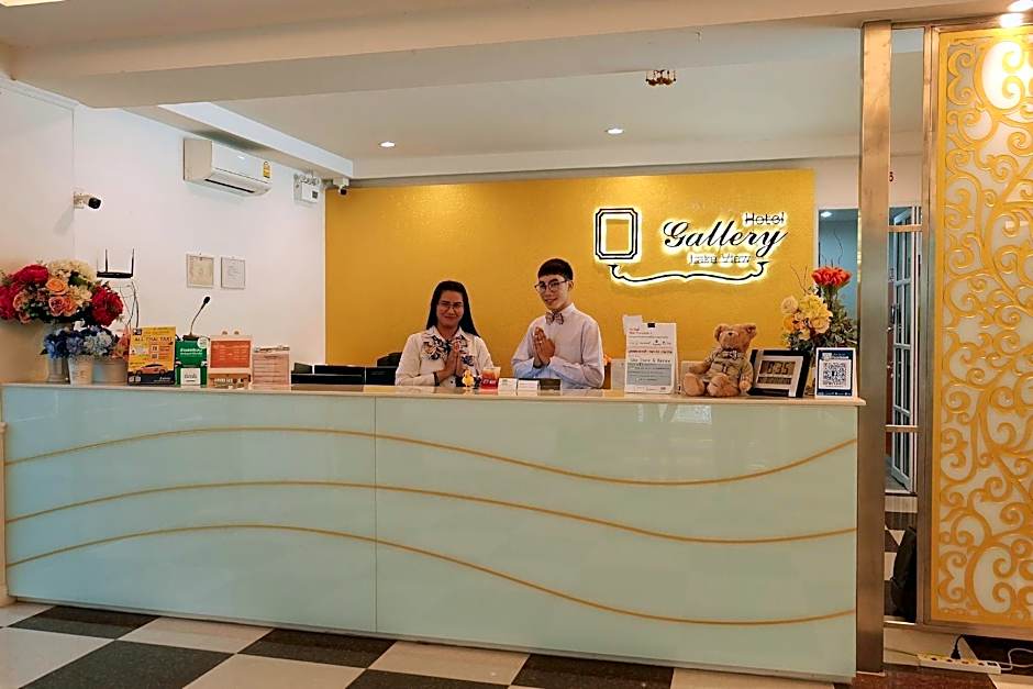Gallery Lake View