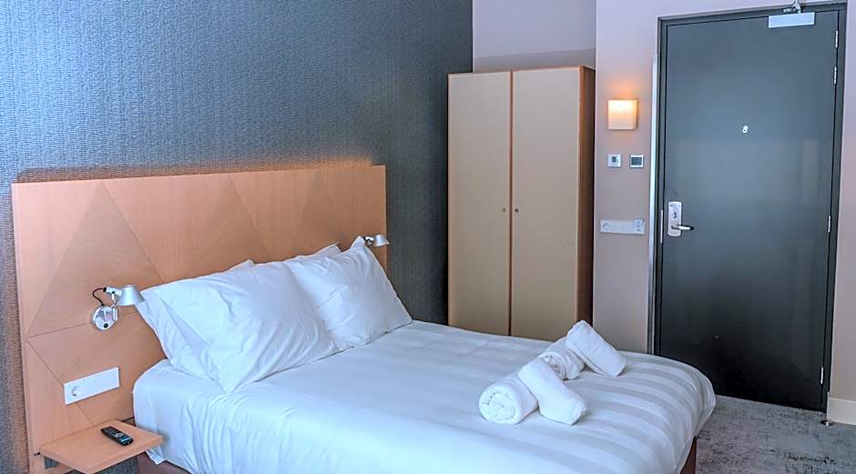 Amadi Panorama Hotel