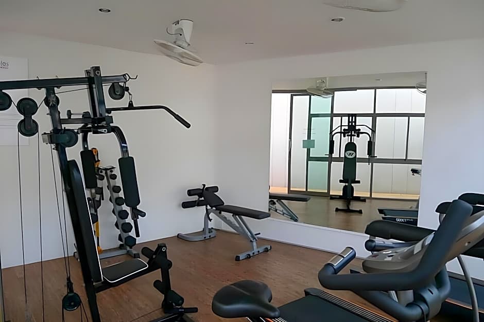 The Melody Phuket Hotel (SHA Plus)