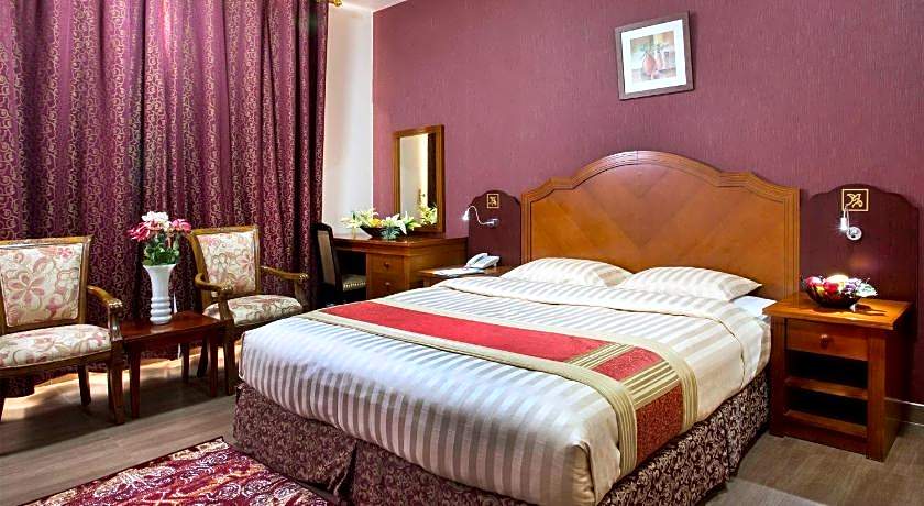Safeer Hotel Suites