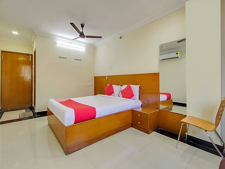 Hotel O Srinivasa Residency