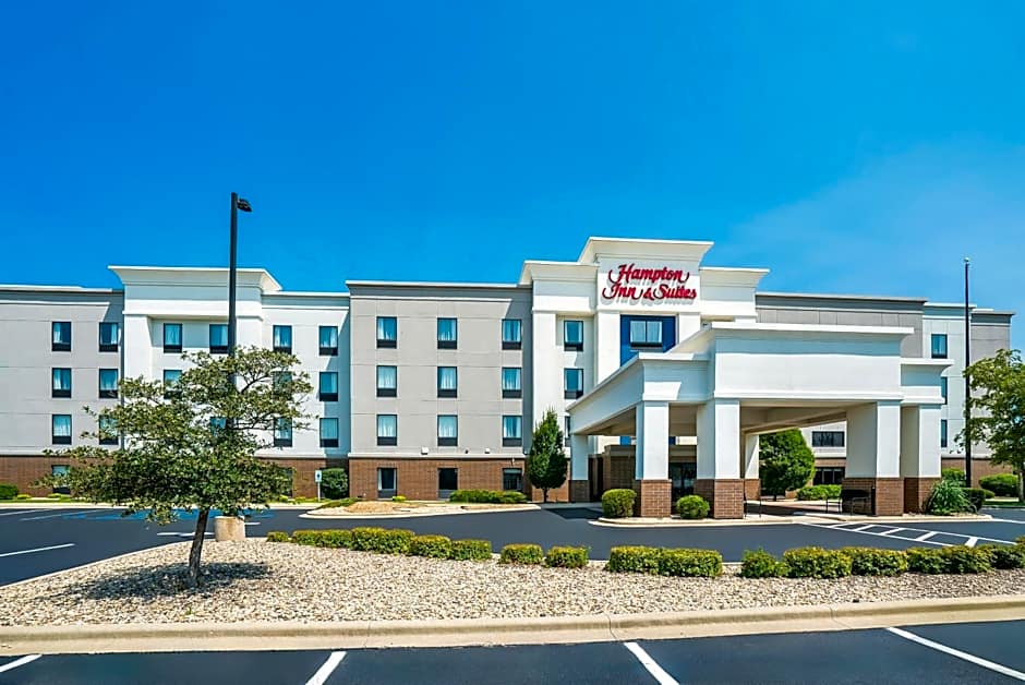 Hampton Inn & Suites Peru