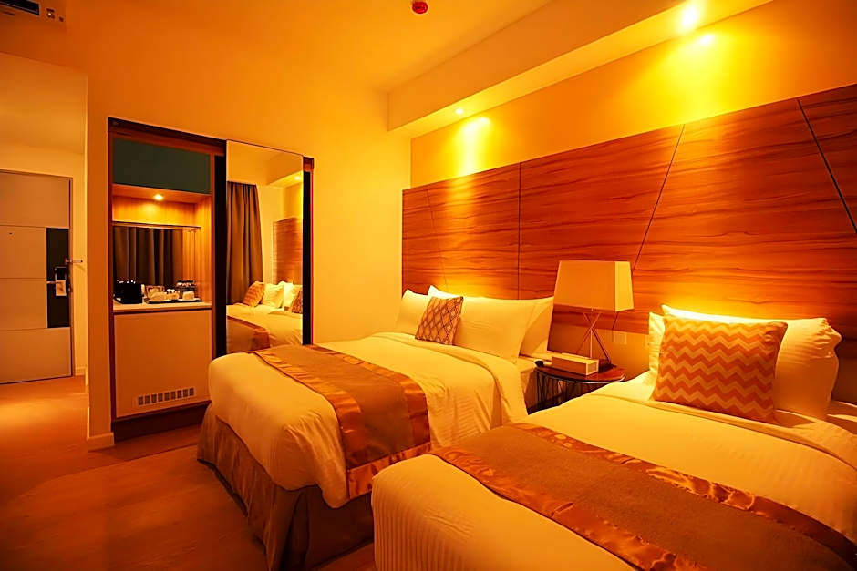 Ferra Hotel and Garden Suites