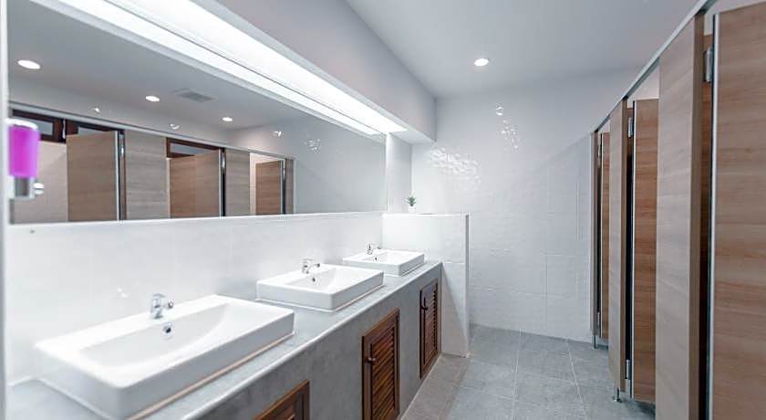 Tiny Taladnoi Hostel