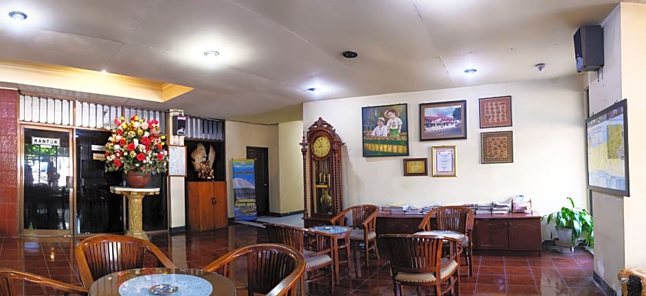 Hotel Wisata by ZUZU