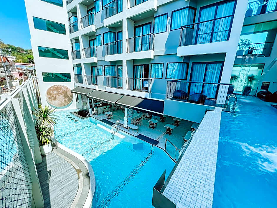 Ratri Hotel Phuket Old Town