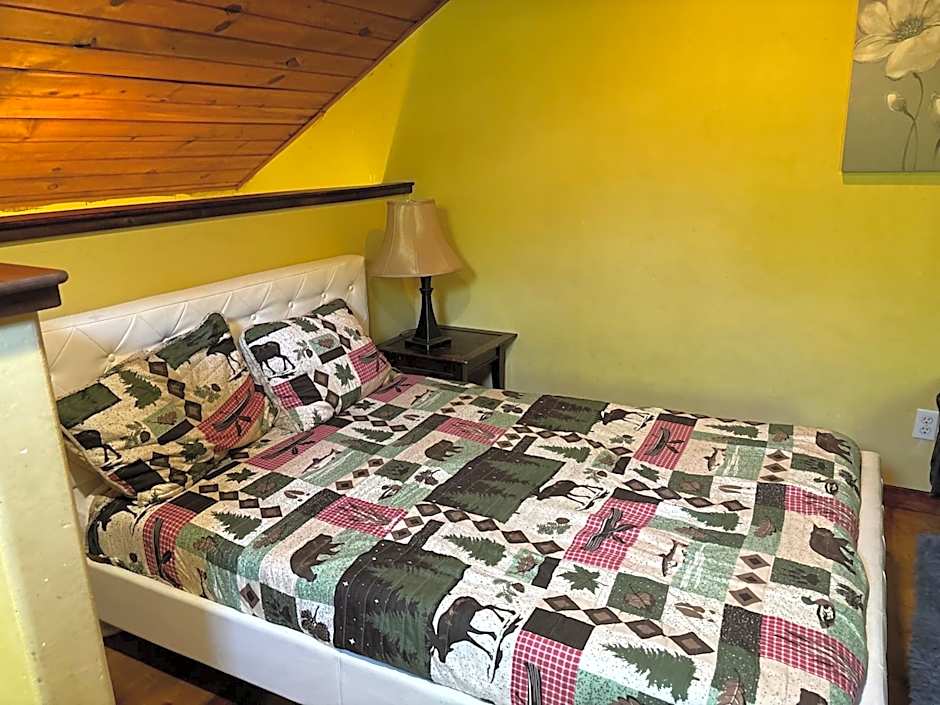 Sequoia River Front Cabins