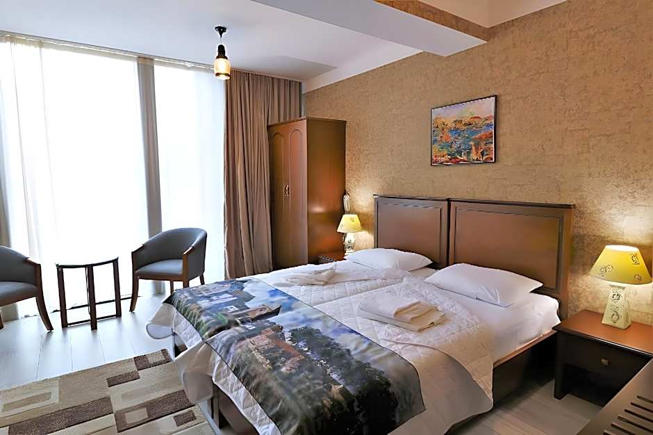 Hotel Liberty Theatre