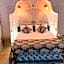 Risus Cave Hotel