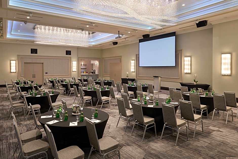 Courtyard by Marriott Oshawa