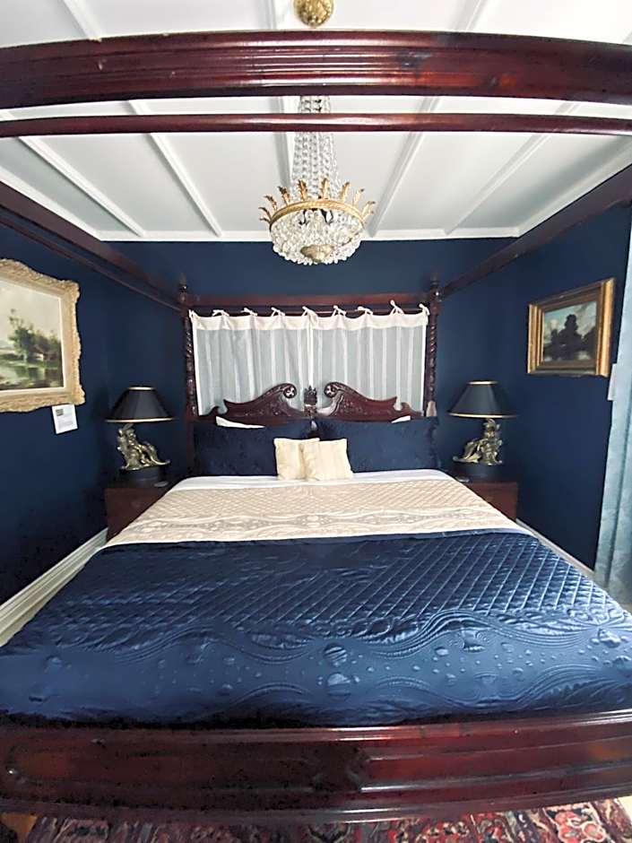 1000 Islands Bed and Breakfast-The Bulloch House